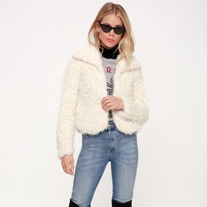 Lulu's Billabong Fur Keeps Ivory Faux Fur Cropped Jacket in Ivory - Size S